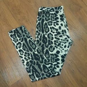 Kardashian Kollection Gray Leopard Leggings